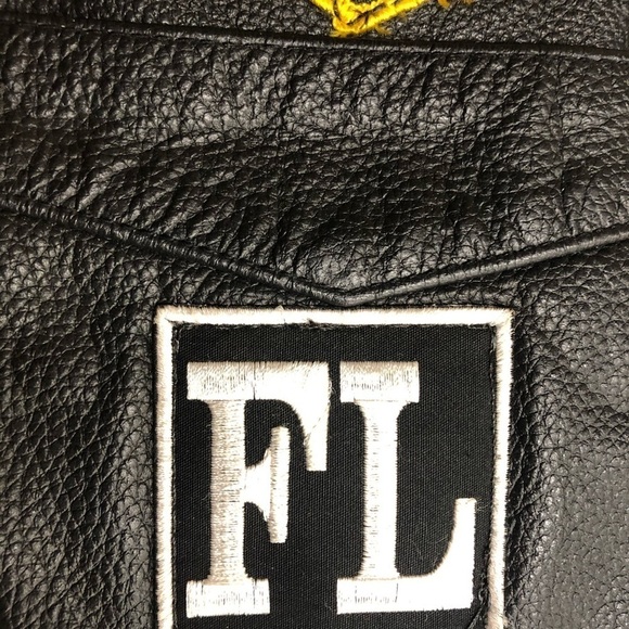 Leather Vest Western Style Biker Size 38 Patches - Picture 9 of 11